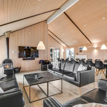 House With Pool, Spa, And Sauna By The Sea - Sj220 Harboør