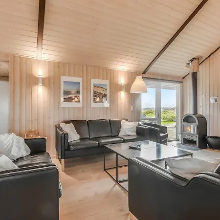 House With Pool, Spa, And Sauna By The Sea - Sj220 * Harboør