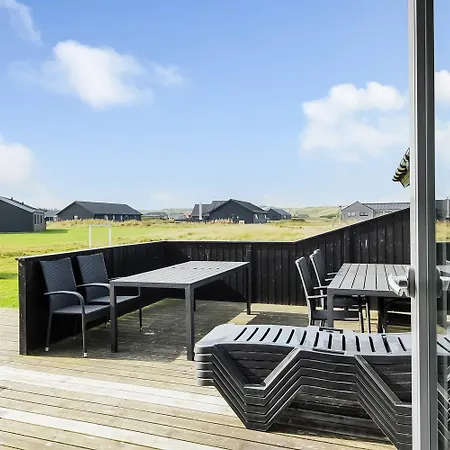 House With Pool, Spa, And Sauna By The Sea - Sj220 Harboør