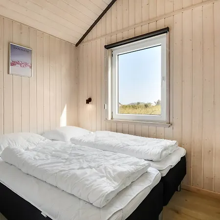 Vakantiehuis House With Pool, Spa, And Sauna By The Sea - Sj220